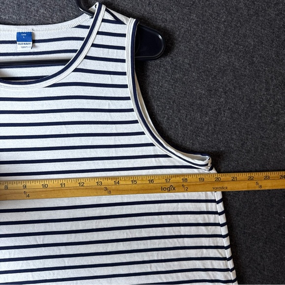 OLD NAVY WOMENS LARGE TANK TOP WHITE NAUTICAL SLEEVELESS STRETCHY LOOSE FIT - Picture 5 of 9
